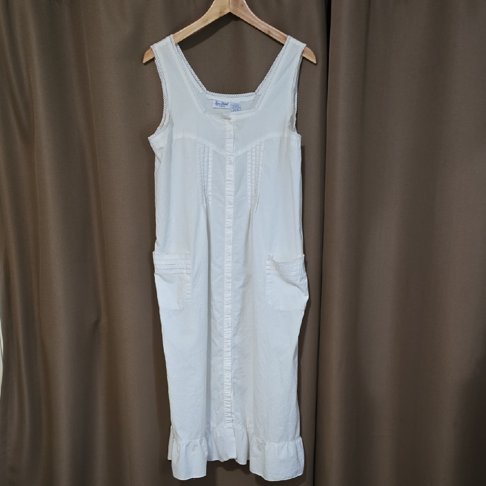 Lewis Frimel Nightgown